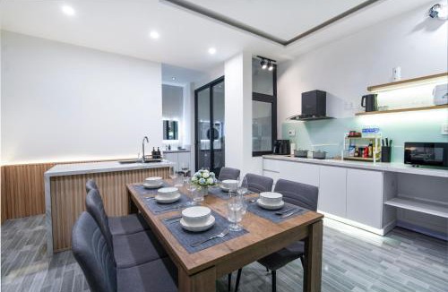 An Hai Đong Villa | Modern 3BR Beach Villa, Karaoke, Rooftop bar, BBQ