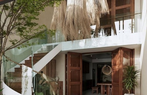 Tay Ho Apartment | Modern Apartment with Balcony - The HOTA House