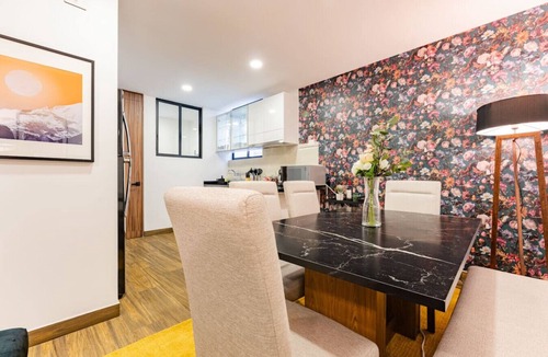 La Condesa Apartment | Modern La Condesa Apartment with Gym & Parking