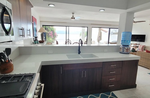 La Cruz de Huanacaxtle House | Modern Oceanfront Townhome w/Private Pool, Panoramic Views & Direct Beach Access