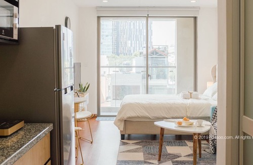 Bach Dang Riverside Apartment | MODERN WARM STUDIO - FREE INFINITY POOL&GYM- Masteri Millennium