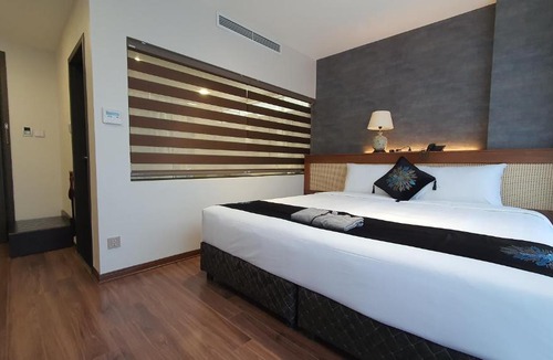 Cong Vi Hotel | MOMIZI HANOI 2 - PHAN KE BINH