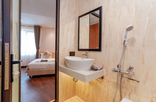 Hai Phong Hotel | Momizi Hotel Hai Phong