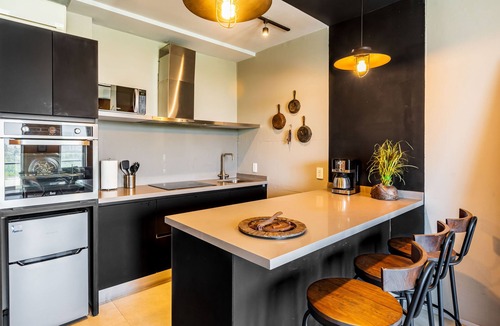 La Condesa Apartment | Most amazing view of Mexico City. Pool + gym + parking + AC