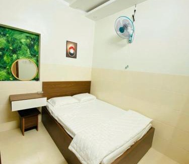 Ninh Kieu Hotel | Motel TRUNG HẬU