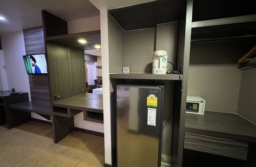 South Pattaya Apartment | MR. Mac's Place