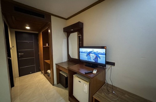 South Pattaya Apartment | MR. Mac's Place
