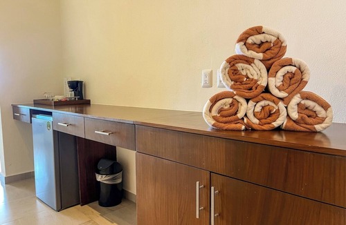 Punta Negra Condo | MrW| Luxurious 2-Bedroom Apartment in Torre Marsai