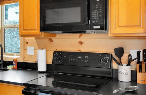 Mount Lemmon Cabin | Mt Lemmon Hotel Cabin 5 - studio cabin in peaceful Summerhaven, Arizona