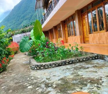 Sa Pa House | Muong Hoa Hmong Homestay