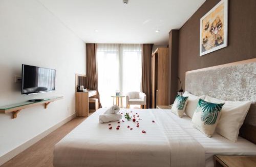 Tan Binh Hotel | My Villa Hotel - Airport
