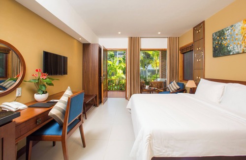 Cua Lap Hotel | Nadine Phu Quoc Resort & Spa