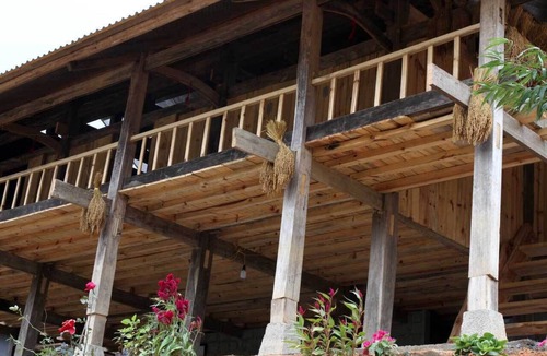 Ban Luoc Ski Chalet | Nam Ly Homestay- Meals included