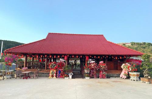 Lam Ha House | NamBanhomestay&cafe Linh Ẩn Tự