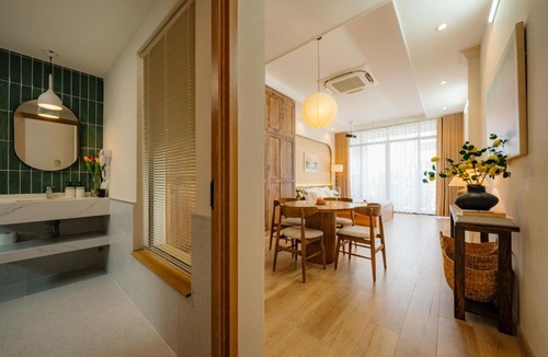 District 4 Bed & Breakfast | Namstay Saigon - Walk to City Center