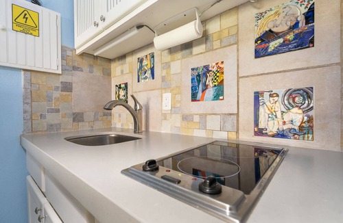 Centro - Supmza 001 Condo | Nautibeach Condo 22 – 2 Bedroom, Family-Friendly Vacation on the Beachfront Third-Floor