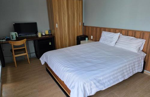 Nhon Trach Hotel | NAVY Hotel Garden