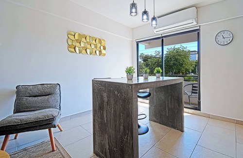 La Paz Apartment | New apartment with communal pool, steps from beach
