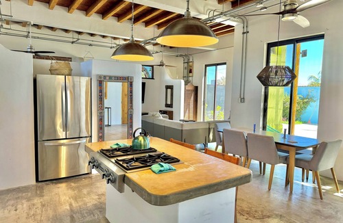 San Juanico House | NEW Casa Verde San Juanico Scorpion Bay - Starlink Wifi, Gated,Walk to 1st Point