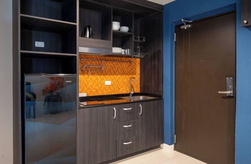 Pratumnak Hill Apartment | New Nordic Club 2 by Apartwell