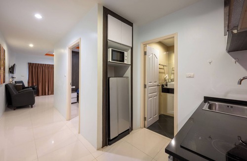 Pratumnak Hill Apartment | New Nordic Suite 4 by Apartwell