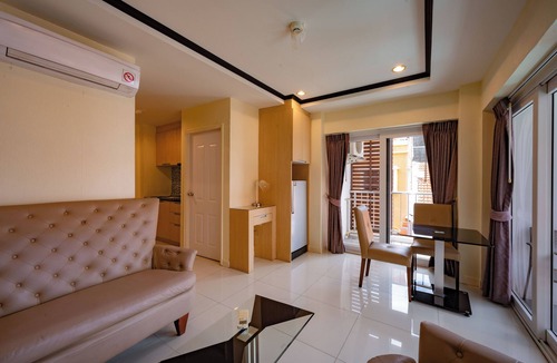 Pratumnak Hill Apartment | New Nordic VIP 5 by Apartwell
