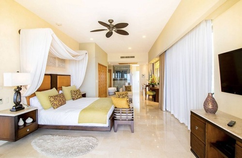 Amapas Resort | NEW YEAR'S AT GARZA BLANCA PV 12/28-01/04: TWO BEDROOM MOUNTAIN PANORAMIC VIEW