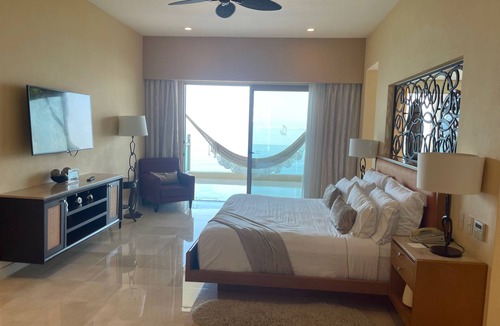 Amapas Resort | NEW YEAR'S AT GARZA BLANCA PV 12/28-01/04: TWO BEDROOM MOUNTAIN PANORAMIC VIEW