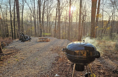 Mammoth Spring Cabin | Newly constructed Secluded Ozark Cabin - 45 Acres - Fire Pit & Trails