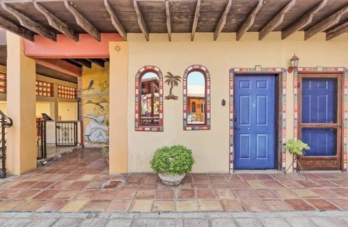 El Puerto Apartment | Newly listed on Vrbo but superhost and 5 stars on ArBNB!