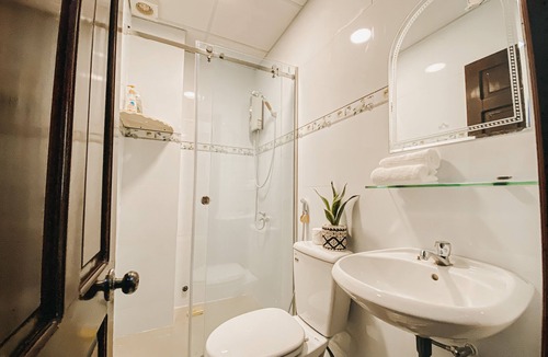Nui Sam Hotel | Ngoc Linh Motel