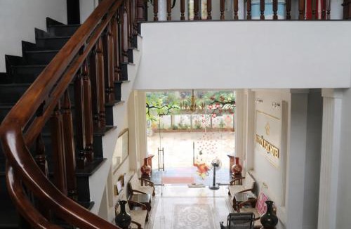 Cu Jut Hotel | Nguyên Ngọc Hotel