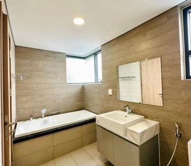 Tan Phu District Apartment | Nhà Của Trúc - 3PN Alnata Daimond Celadon City