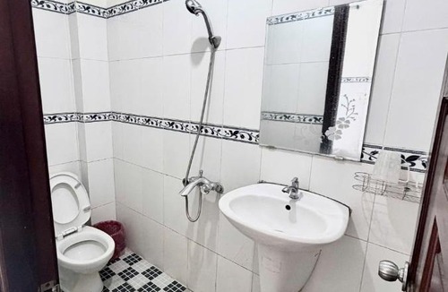 Buon Ma Thuot Hotel | Nhà Nghỉ Hoa Lan