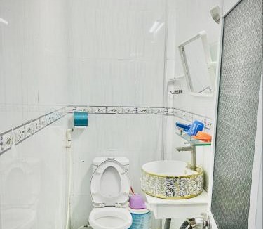Ha Tien Hotel | Nhà Nghỉ Lê Được