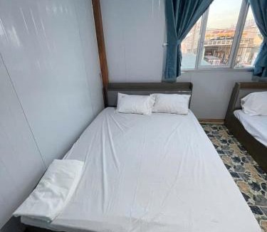 Chau Phu Hotel | nhà Nghỉ Phú Quý