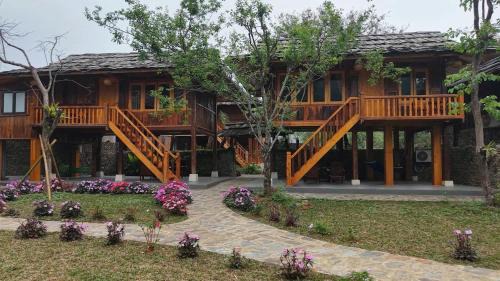 Nghia Lo Bed & Breakfast | Nhà Sàn Gái Bản