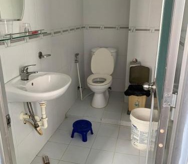 Nui Sam Hostel | Nhà trọ Hữu Đặng, gần Miếu Bà Chúa Xứ Núi Sam