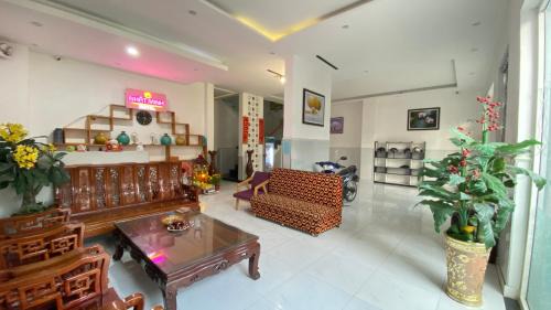 Thuan An Hotel | Nhật Minh Hotel