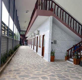 Quan Tom Apartment | Nhật Tiên Motel