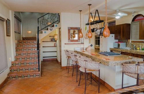 Almacen Villa | Nice vacation place to relax under the hot sun of zihuatanejo