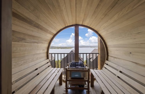 Hollister House | Nine Lakefront Homes (sleeping 223) in Rocky Shores w/n 500ft