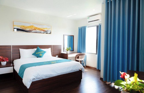 Soc Son Hotel | Noi Bai Airport Hotel