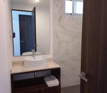 Los Alpes House | NSI-1 Urbano Town - Habitación Privada