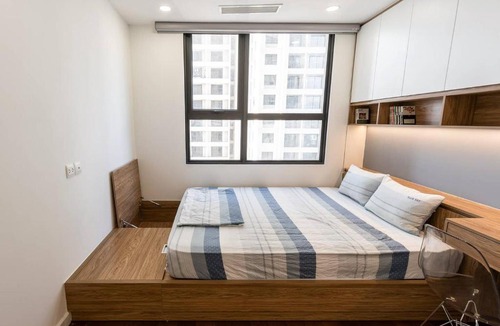 Lang Ha Apartment | NYNA House-2 Bedrooms -Sky View - VinHome D'Capitale