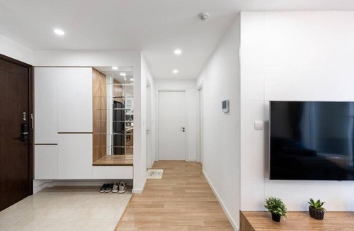 Lang Ha Apartment | NYNA House-2 Bedrooms -Sky View - VinHome D'Capitale