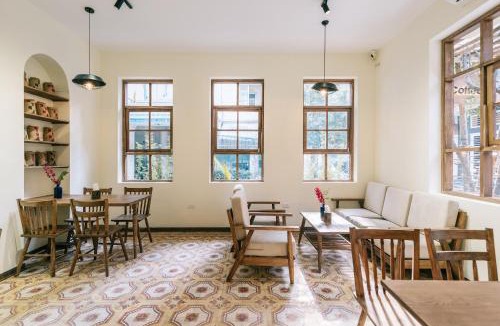 Lang Ha Hotel | NYNA House ROOFTOP Garden Egg Coffee