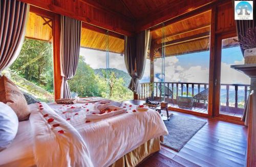 Tam Duong Hotel | O Quy Ho Bungalow