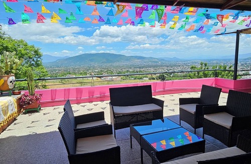 San Felipe del Agua House | Oaxacan house with beautiful view of the city. Quiet and private.