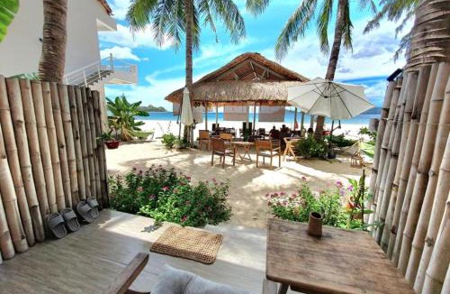 Song Cau Bed & Breakfast | Ocean Breeze Bungalow